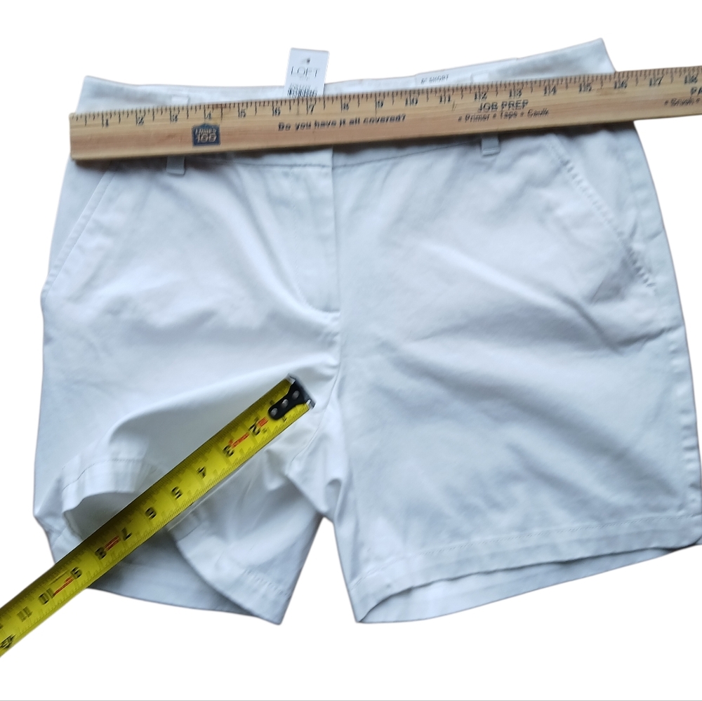 LOFT Women's Size 2 Crisp White Bermudas - Picture 4 of 5